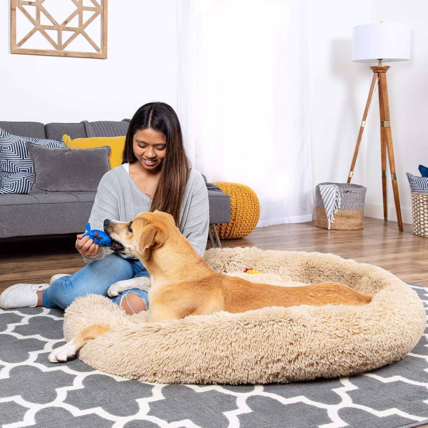 45In Dog Bed Self-Warming Plush Shag Fur Donut Calming Pet Bed Cuddler W/Water-Resistant Lining, Raised Rim - Brown