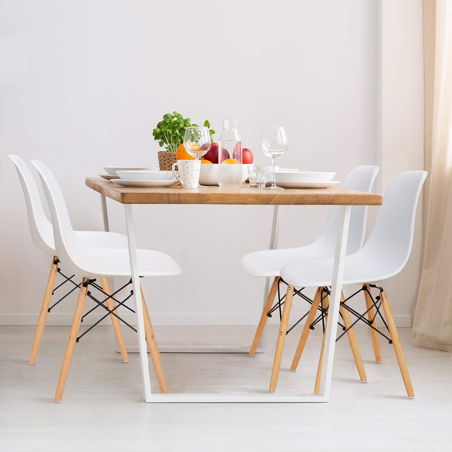 Set of 4 Modern Plastic Shell Dining Chairs with Wooden Legs for Kitchen or Living Room